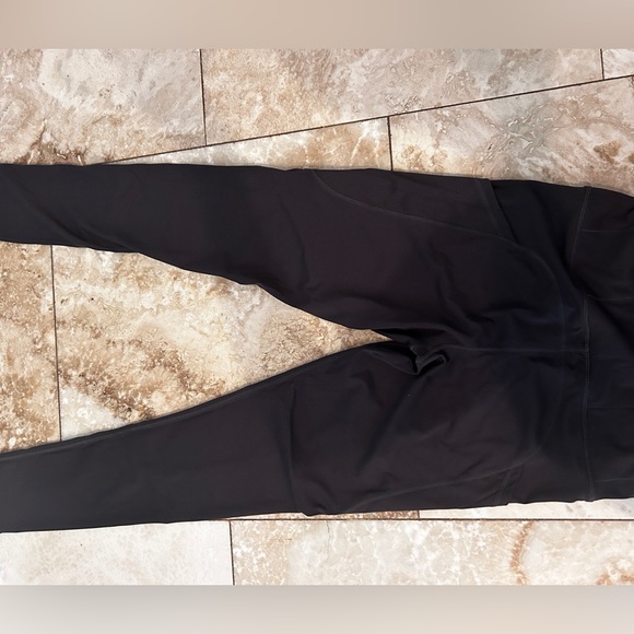 Lulu lemon leggings - Picture 6 of 7